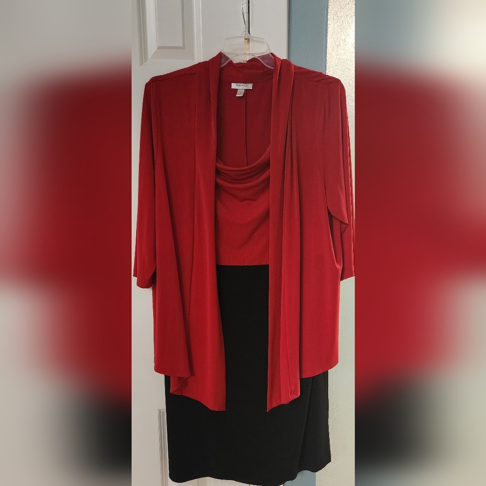 Dress one piece, size 20 women's,  red and black, 3/4 sleeve